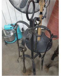 HERRAMIENTAS DE CHIMENEA CON SOPORTE 