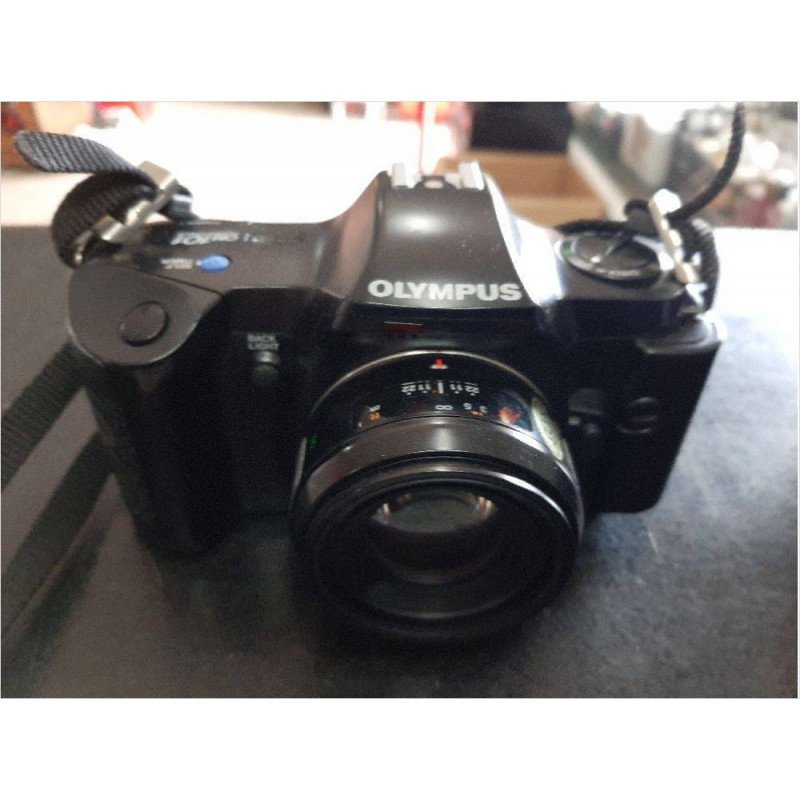 CAMARA OLYMPUS OM101