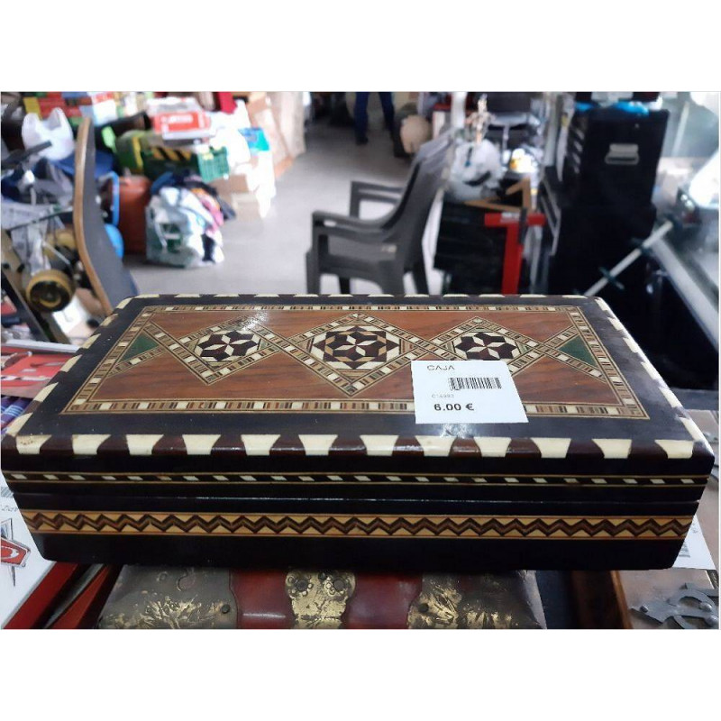 CAJA 