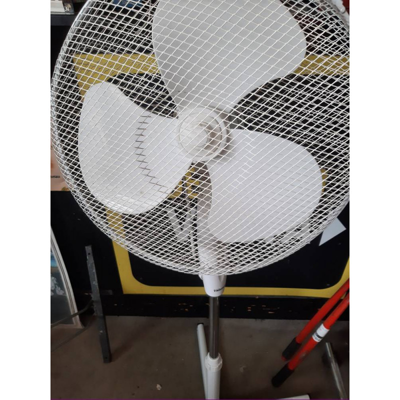 VENTILADOR PIE TRISTAR