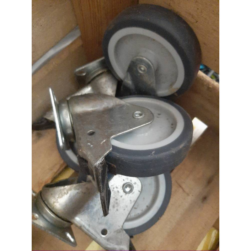 LOTE DE 4 RUEDAS MED.