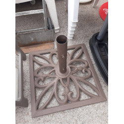 BASE PARASOL METALICO