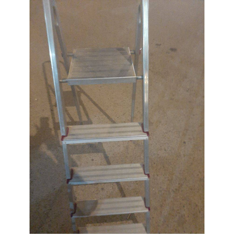 ESCALERA 5 PELDAÑOS